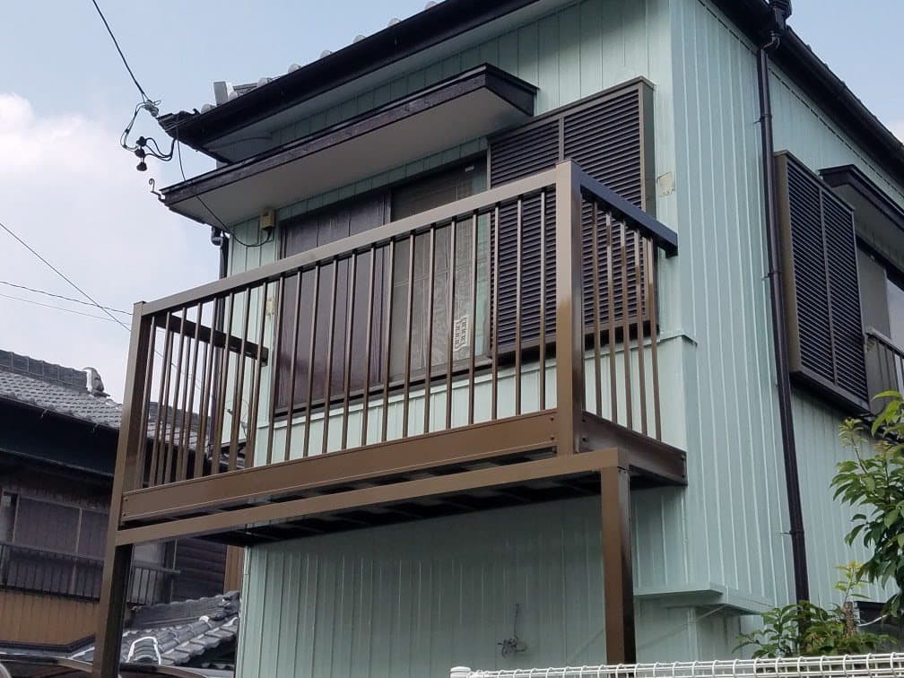 バルコニー取替工事 | 名古屋市北区のエクステリア工事ならイズ美