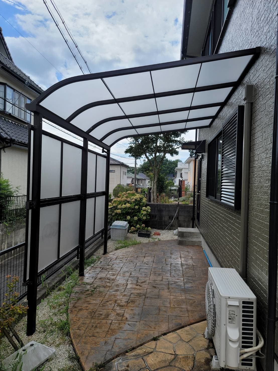 テラス新設 | 名古屋市北区のエクステリア工事ならイズ美