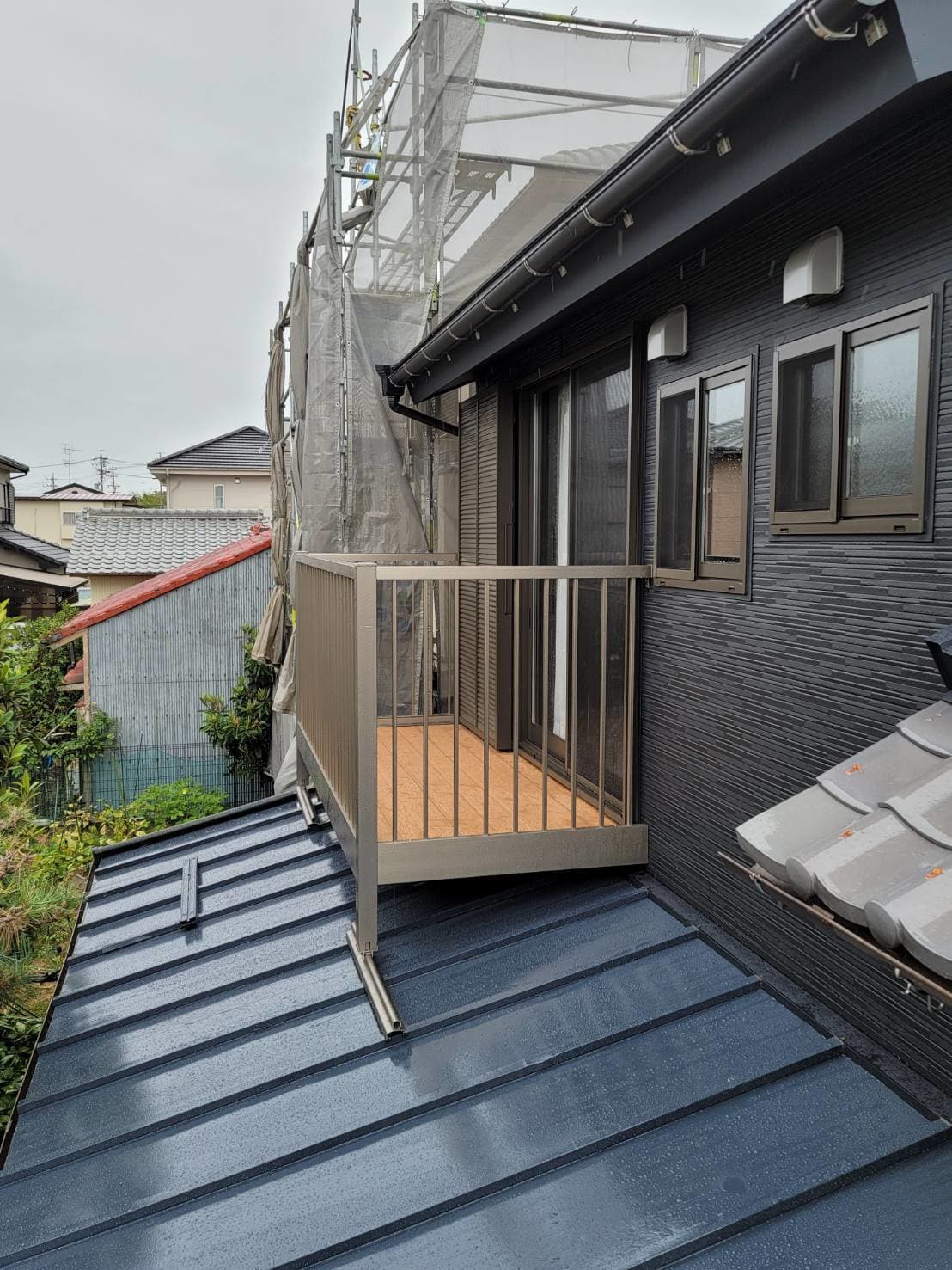 バルコニー取替え工事 | 名古屋市北区のエクステリア工事ならイズ美