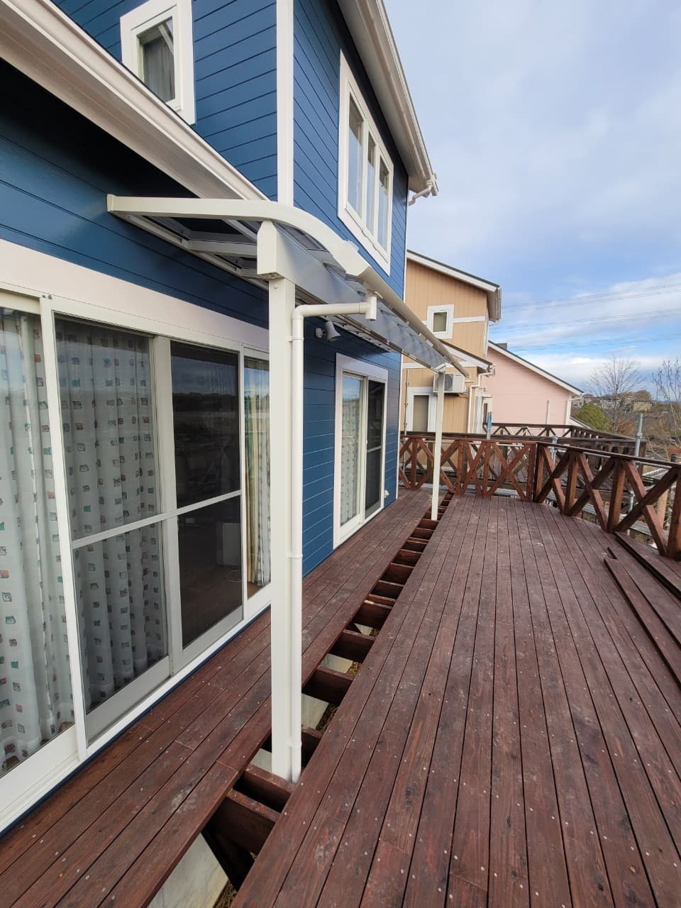 テラスの設置 | 名古屋市北区のエクステリア工事ならイズ美