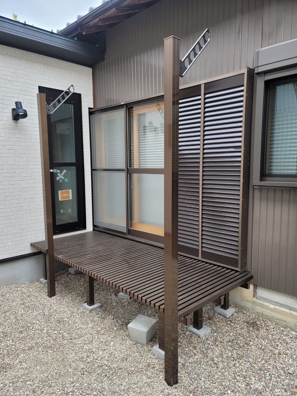 ウッドデッキ設置 | 名古屋市北区のエクステリア工事ならイズ美