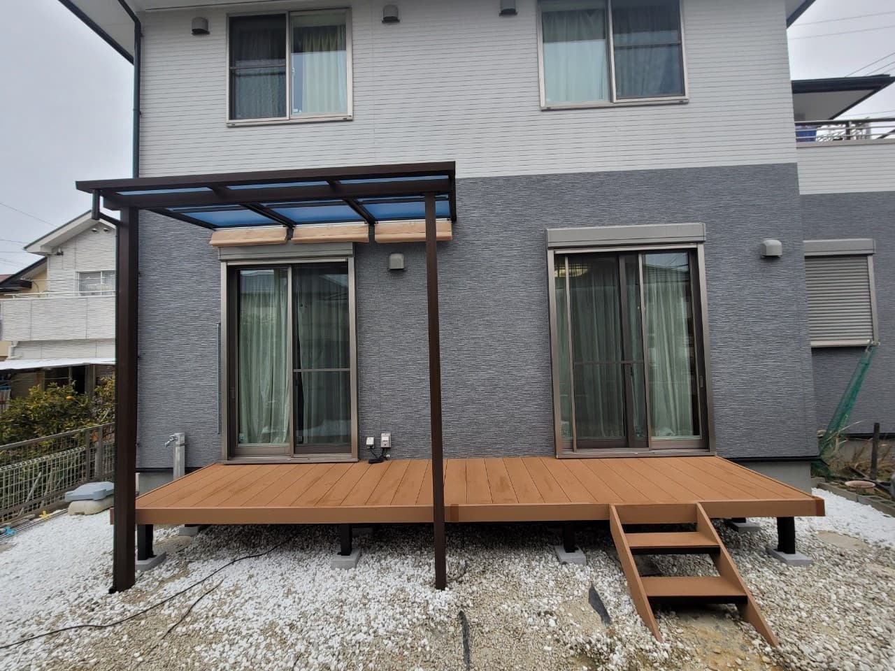 ウッドデッキ・テラス屋根設置 | 名古屋市北区のエクステリア工事ならイズ美