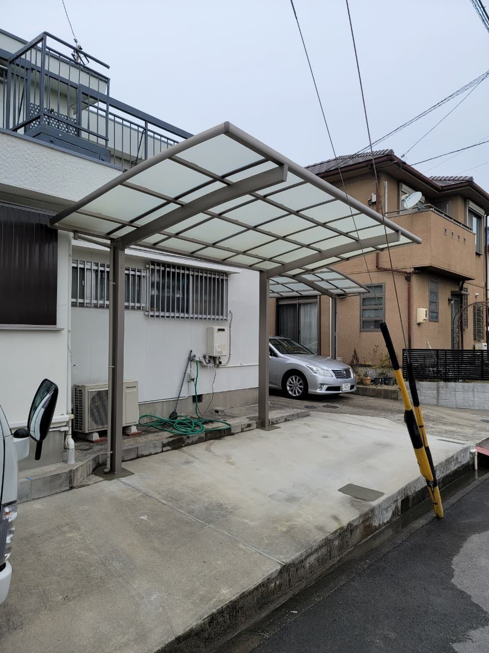 カーポート設置 | 名古屋市北区のエクステリア工事ならイズ美